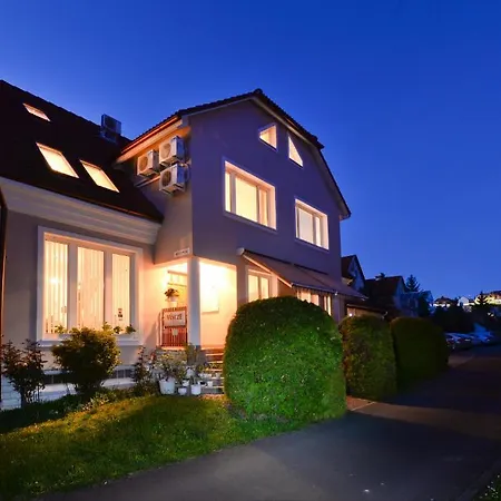 Vincze Vendeghaz Apartmán